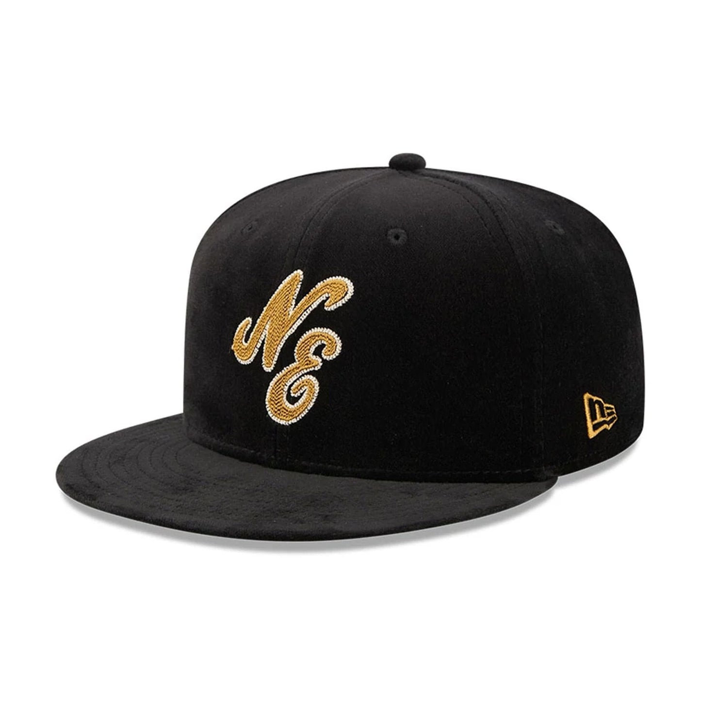 Pictured is this New Era 59FIFTY Day 59FIFTY Fitted cap in black. 3