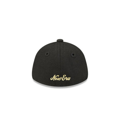 Pictured is this New Era 59FIFTY Day Mini 59FIFTY Fitted cap in black. 5