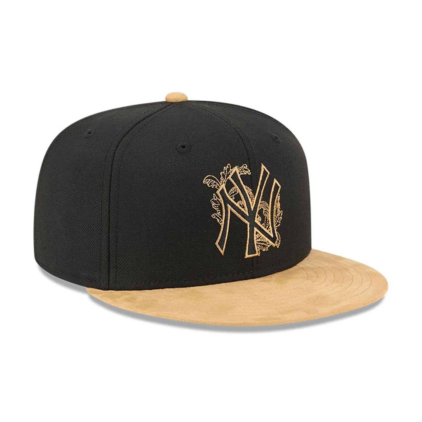 Pictured is this MLB 59FIFTY Day Fauna New York Yankees 59FIFTY Fitted cap in black. 4