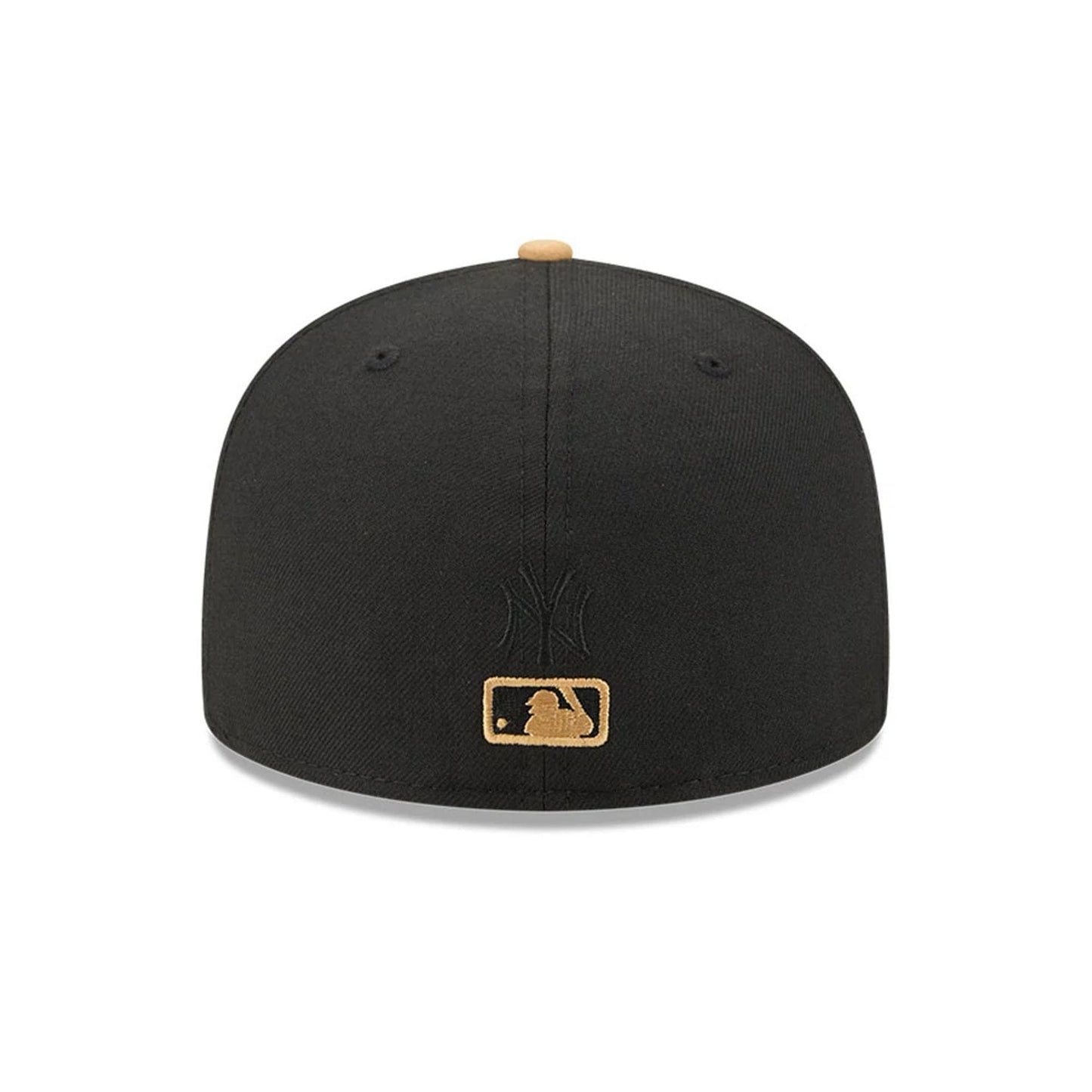 Pictured is this MLB 59FIFTY Day Fauna New York Yankees 59FIFTY Fitted cap in black. 7
