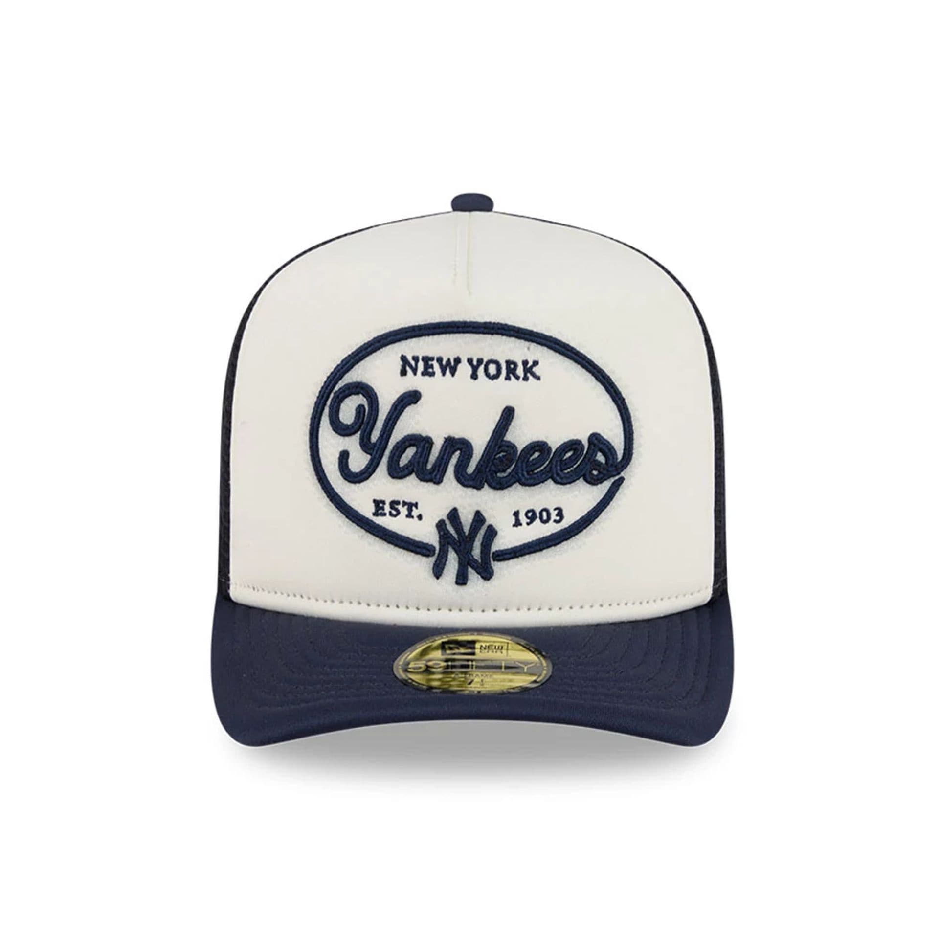 Pictured is this MLB 59FIFTY Day New York Yankees 59FIFTY A-Frame Fitted cap in navy. 3