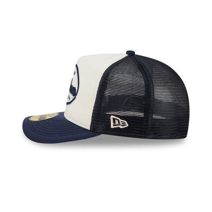 Pictured is this MLB 59FIFTY Day New York Yankees 59FIFTY A-Frame Fitted cap in navy. 5