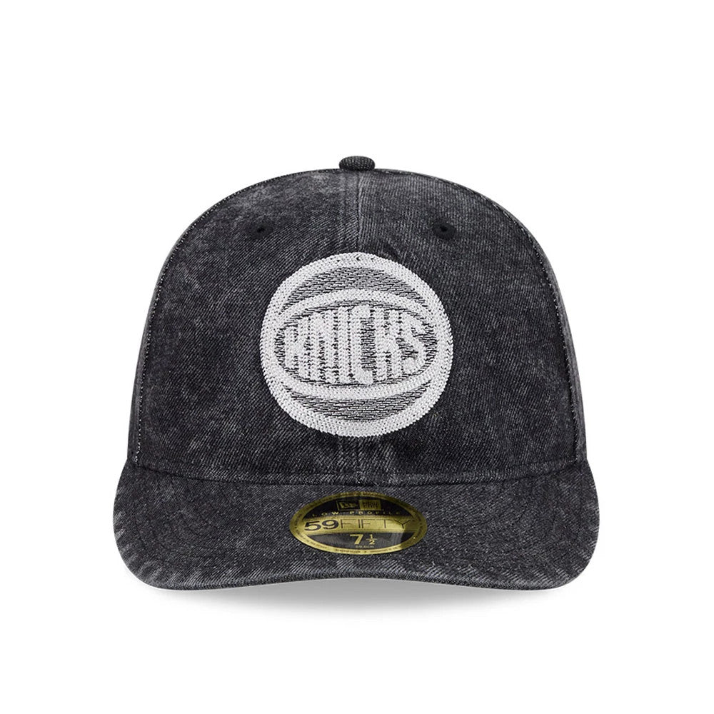 Pictured is this NBA 59FIFTY Day New York Knicks Low Profile 59FIFTY Fitted cap in black. 3