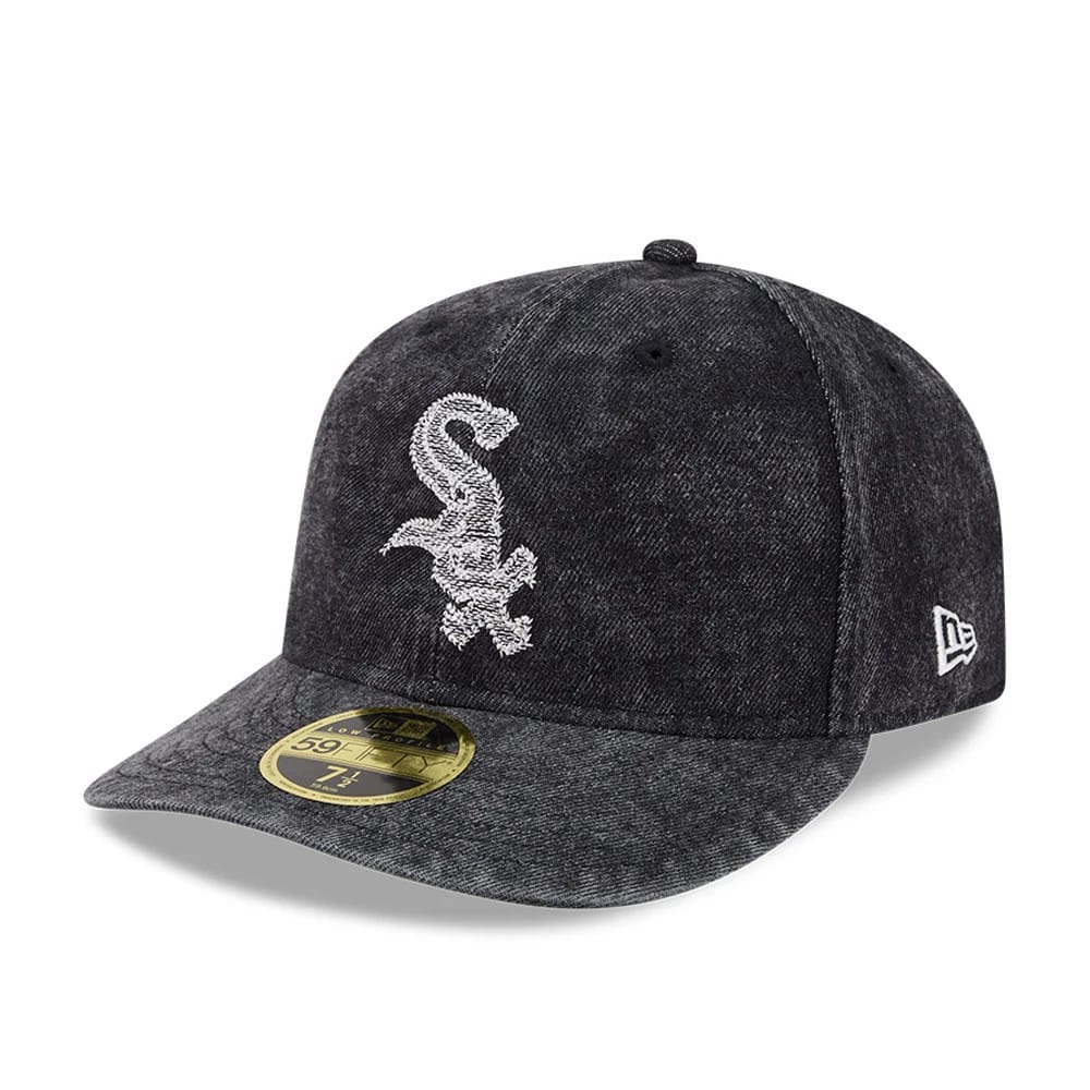 Pictured is this MLB 59FIFTY Day Chicago White Sox Low Profile 59FIFTY Fitted cap in black. 1