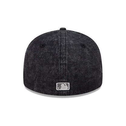 Pictured is this MLB 59FIFTY Day Chicago White Sox Low Profile 59FIFTY Fitted cap in black. 5