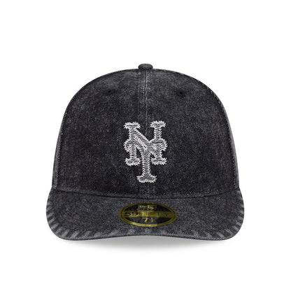 Pictured is this MLB 59FIFTY Day New York Mets Low Profile 59FIFTY Fitted cap in black. 3
