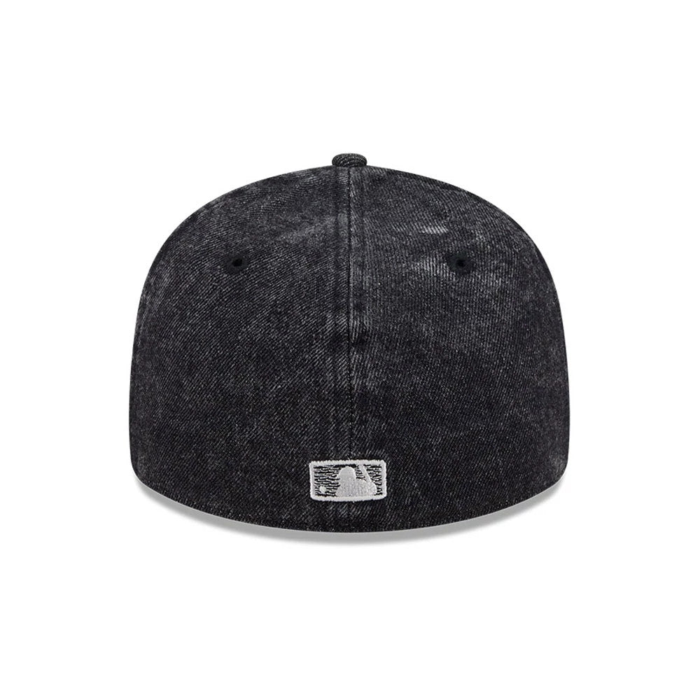 Pictured is this MLB 59FIFTY Day New York Mets Low Profile 59FIFTY Fitted cap in black. 5