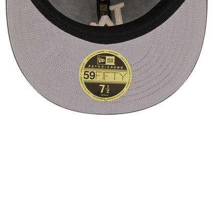 Pictured is this MLB 59FIFTY Day LA Dodgers Retro Crown 59FIFTY Fitted cap in black. 2