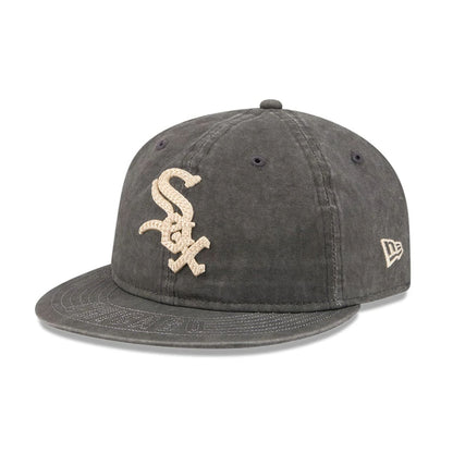 Pictured is this MLB 59FIFTY Day Chicago White Sox Retro Crown 59FIFTY Fitted cap in black. 1
