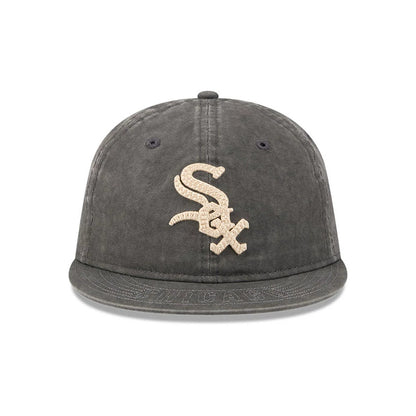 Pictured is this MLB 59FIFTY Day Chicago White Sox Retro Crown 59FIFTY Fitted cap in black. 3