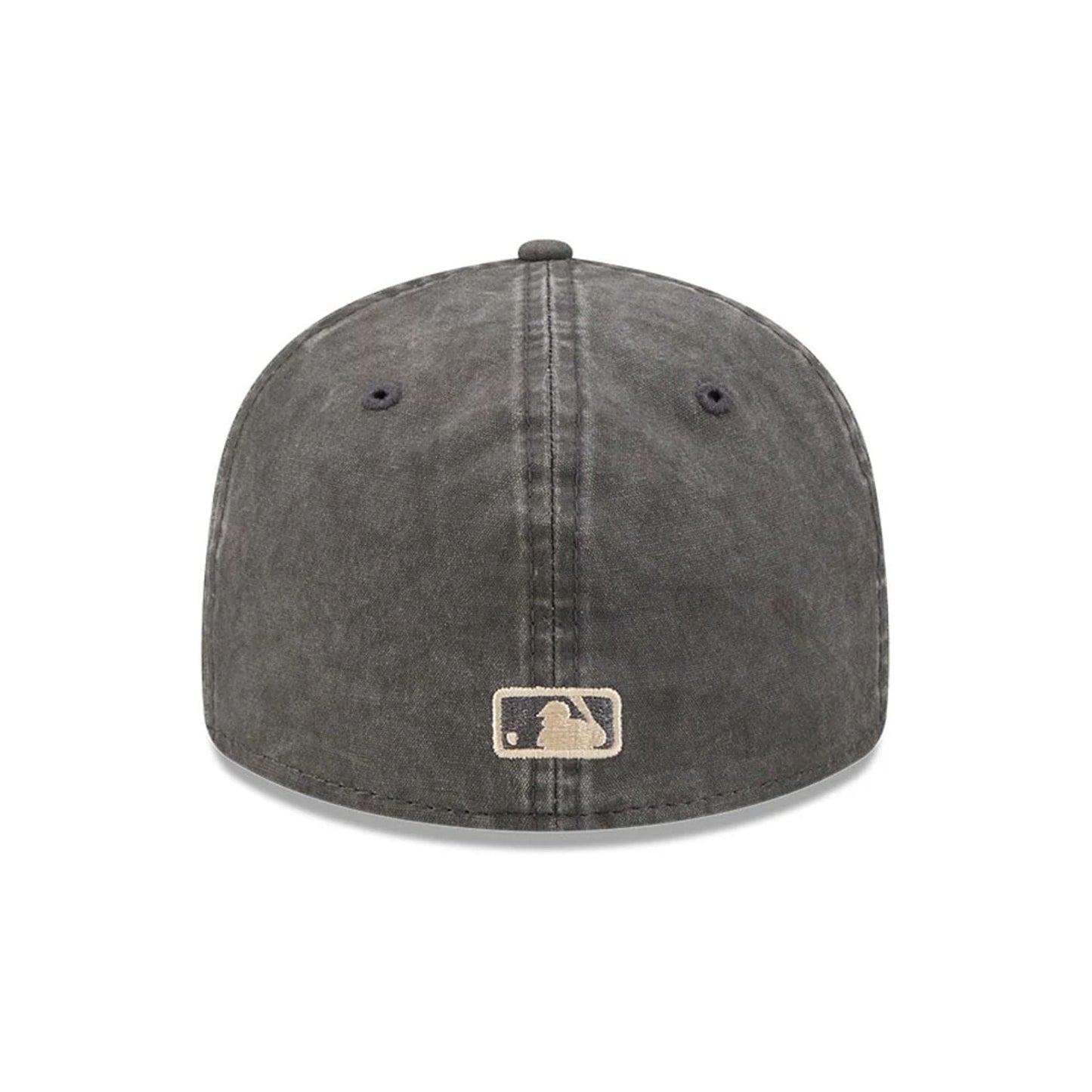 Pictured is this MLB 59FIFTY Day Chicago White Sox Retro Crown 59FIFTY Fitted cap in black. 6