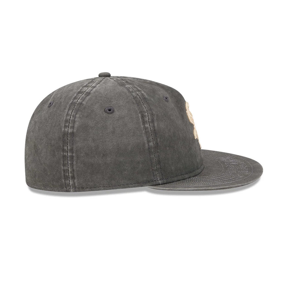 Pictured is this MLB 59FIFTY Day Chicago White Sox Retro Crown 59FIFTY Fitted cap in black. 7