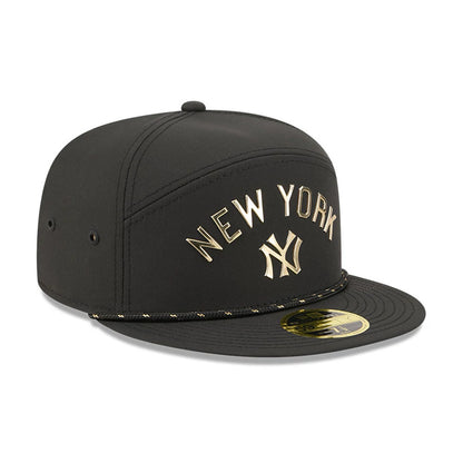Pictured is this MLB 59FIFTY Day New York Yankees Split Panel 59FIFTY Fitted cap in black. 4