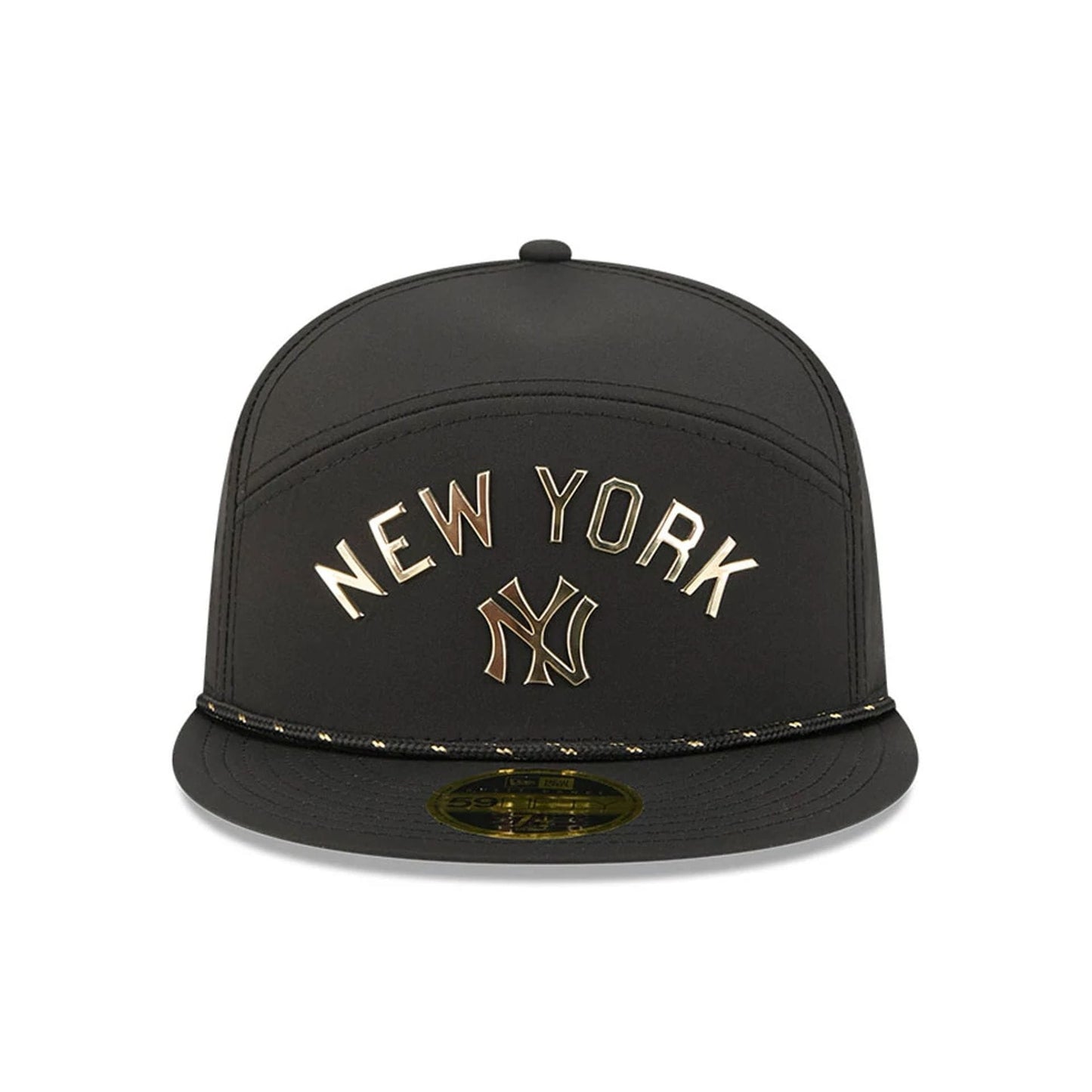 Pictured is this MLB 59FIFTY Day New York Yankees Split Panel 59FIFTY Fitted cap in black. 3