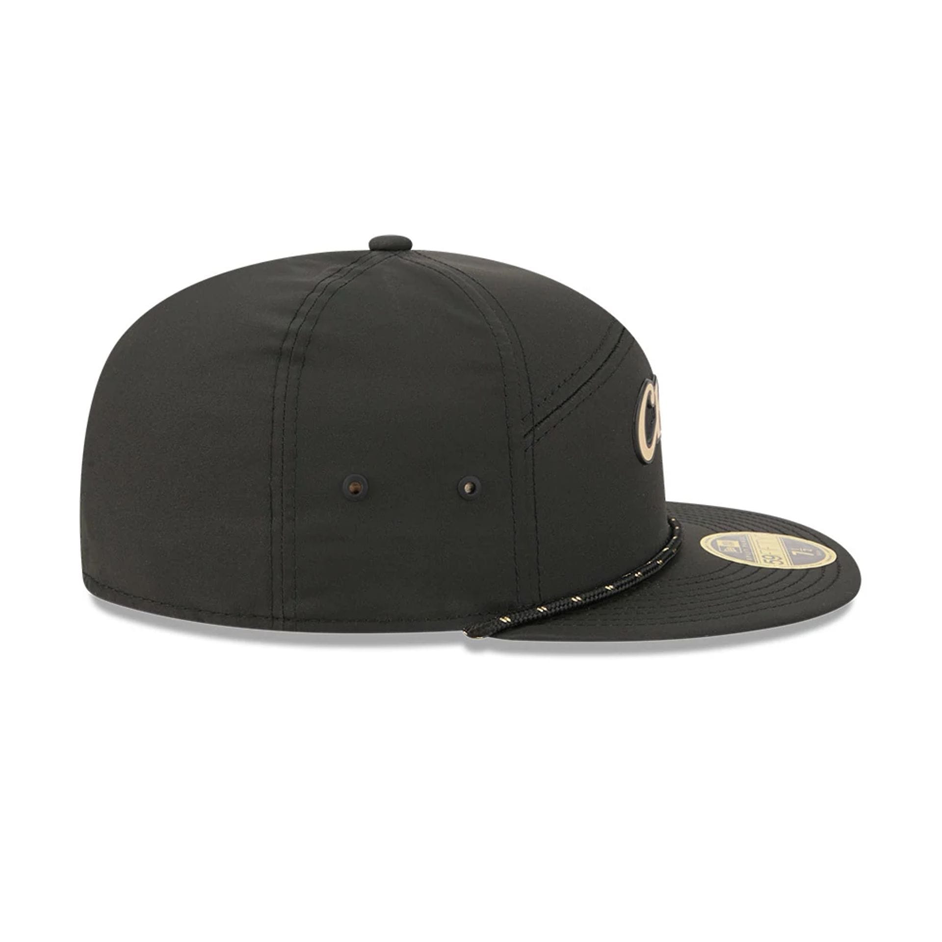 Pictured is this MLB 59FIFTY Day Chicago White Sox Split Panel 59FIFTY Fitted cap in black. 6