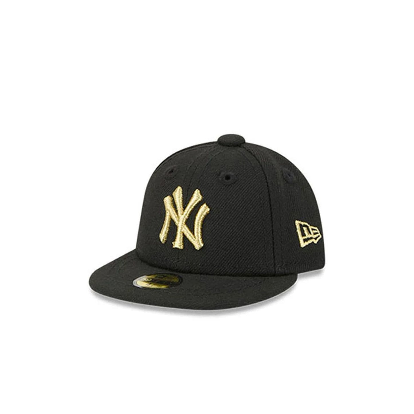 Pictured is this MLB 59FIFTY Day New York Yankees Mini 59FIFTY Fitted cap in black. 1