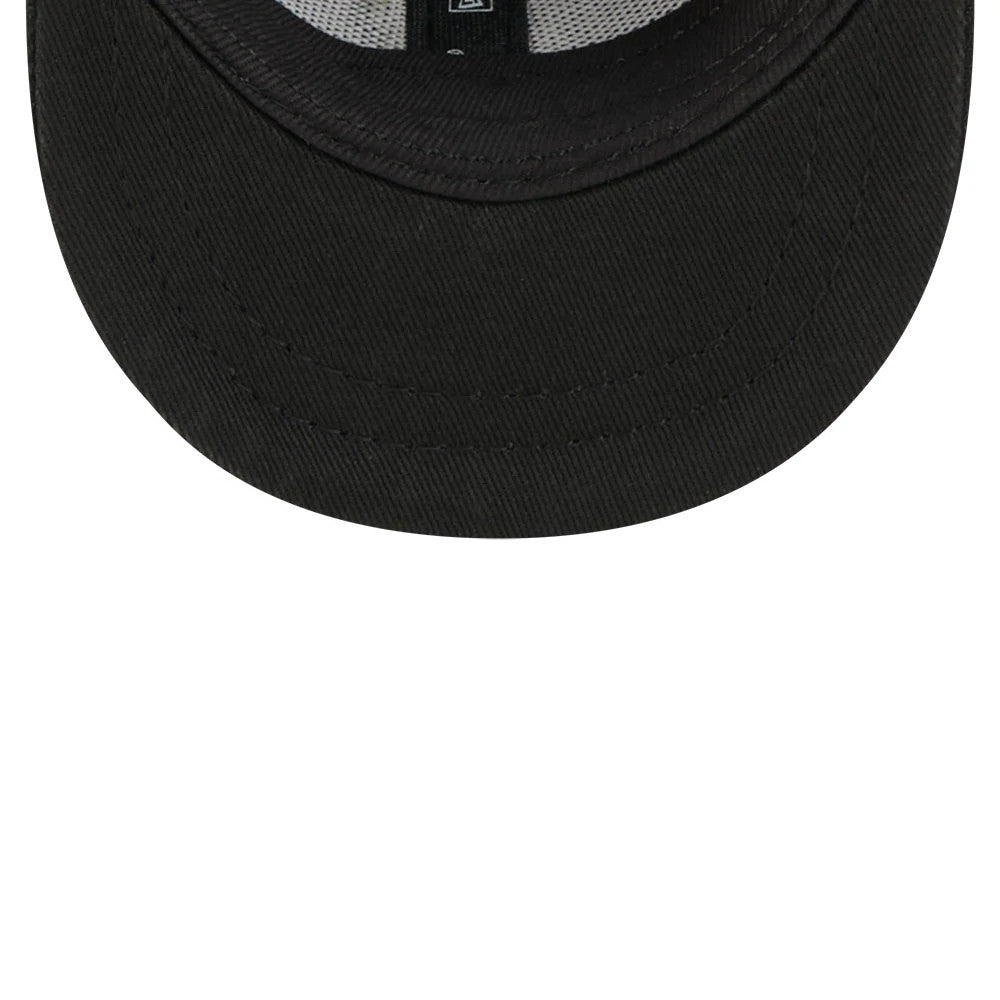 Pictured is this MLB 59FIFTY Day New York Yankees Mini 59FIFTY Fitted cap in black. 7