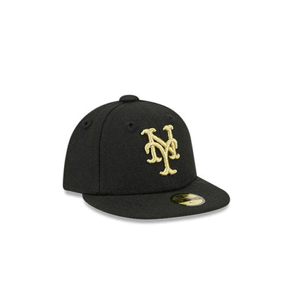 Pictured is this MLB 59FIFTY Day New York Mets Mini 59FIFTY Fitted cap in black. 3