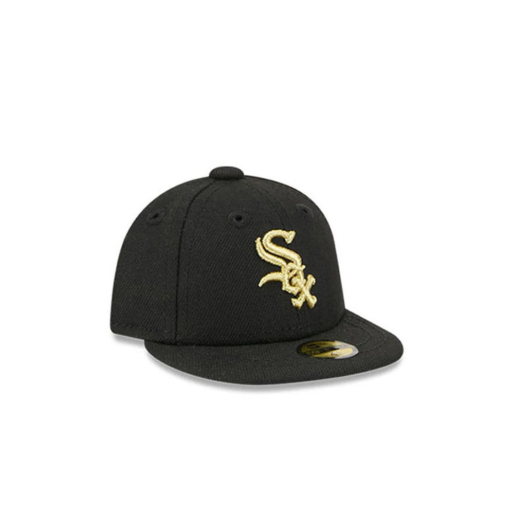 Pictured is this MLB 59FIFTY Day Chicago White Sox Mini 59FIFTY Fitted cap in black. 3