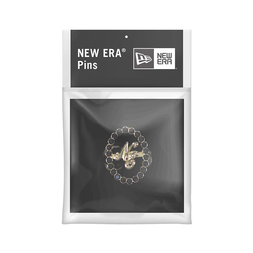 Pictured is this New Era 59FIFTY Day Diamond Catch Closure Pin Badge in black. 3