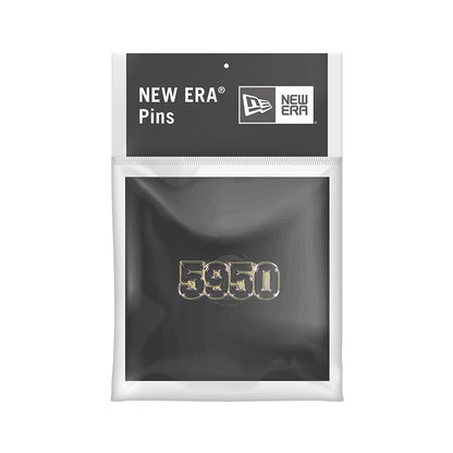 Pictured is this New Era 59FIFTY Day 5950 Pin Badge in black. 3