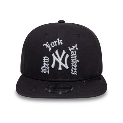 Pictured is this MLB New York Yankees 9FIFTY Snapback cap in navy. 2