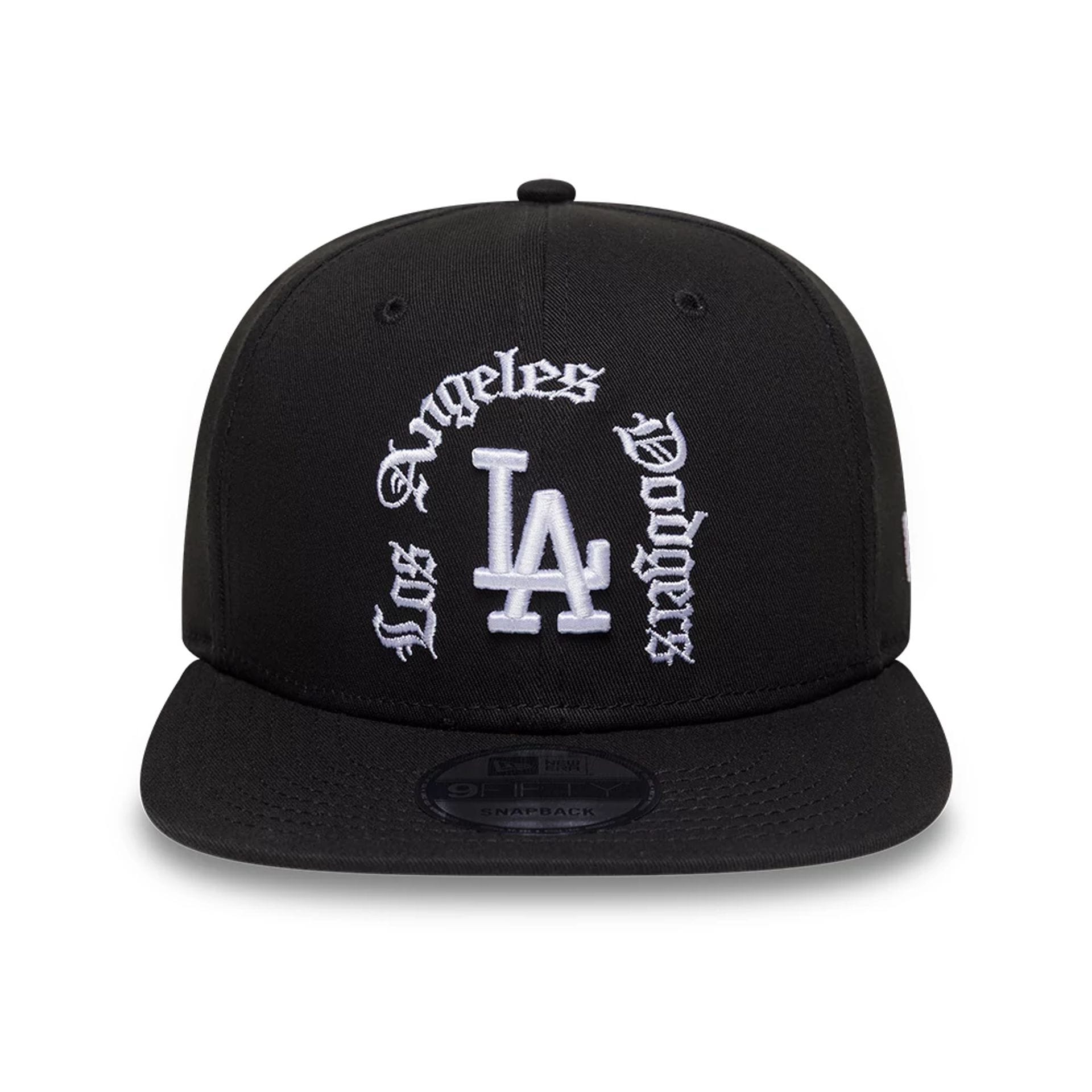 Pictured is this MLB LA Dodgers 9FIFTY Snapback cap in black. 2