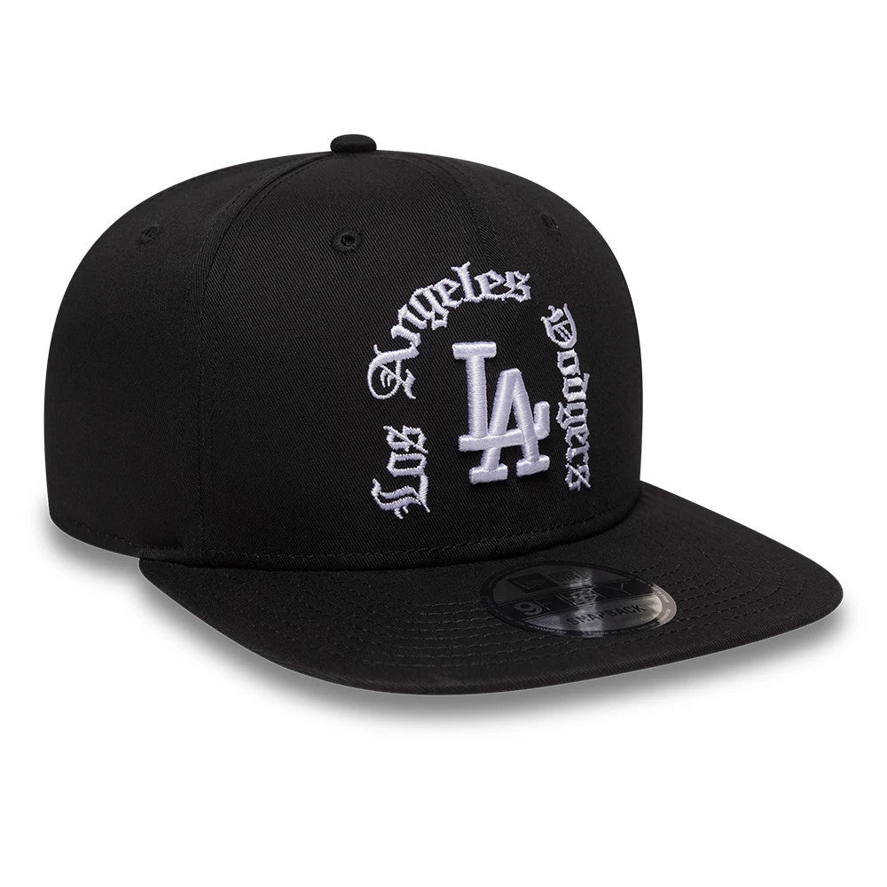 LA Dodgers MLB Black New Era 9FIFTY Snapback Adjustable Cap, front view showing raised white embroidered LA logo with Los Angeles Dodgers lettering in a circular layout, black flat visor with 9FIFTY size sticker, and black structured crown.