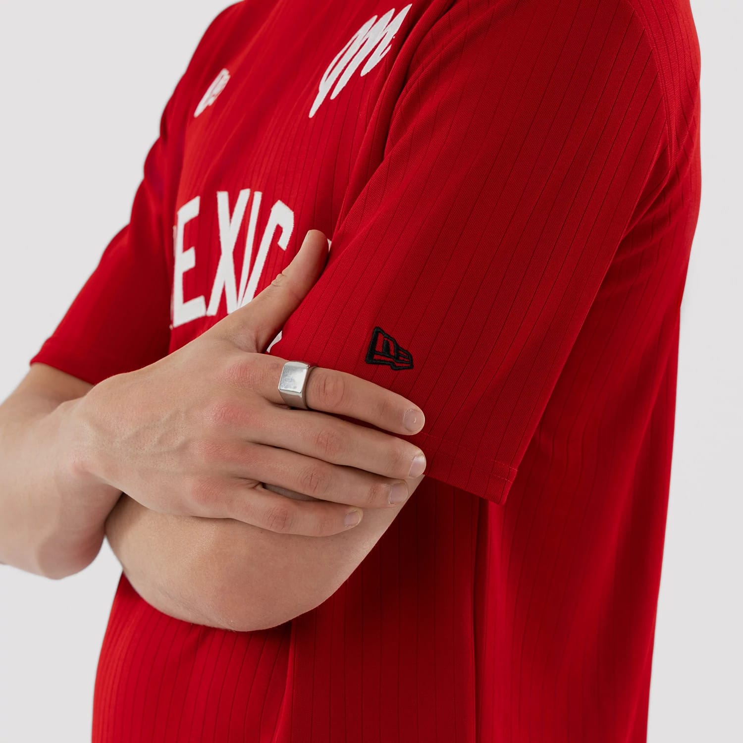 The model is wearing this LMB Mexico Diablos Oversized T-Shirt in red. 6
