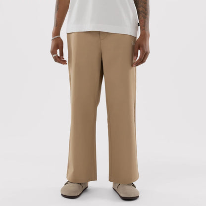 The model is wearing this MLB Athletics Chino Trousers in light beige. 7