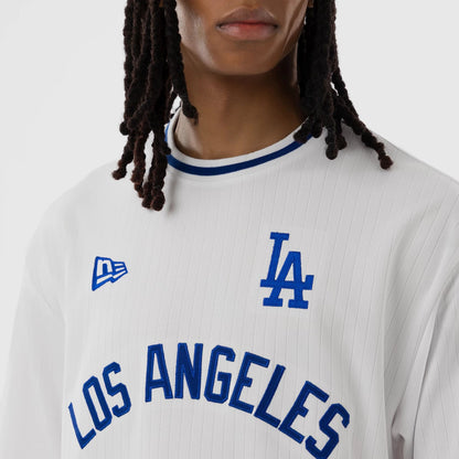 The model is wearing this MLB LA Dodgers T-Shirt in white. 3