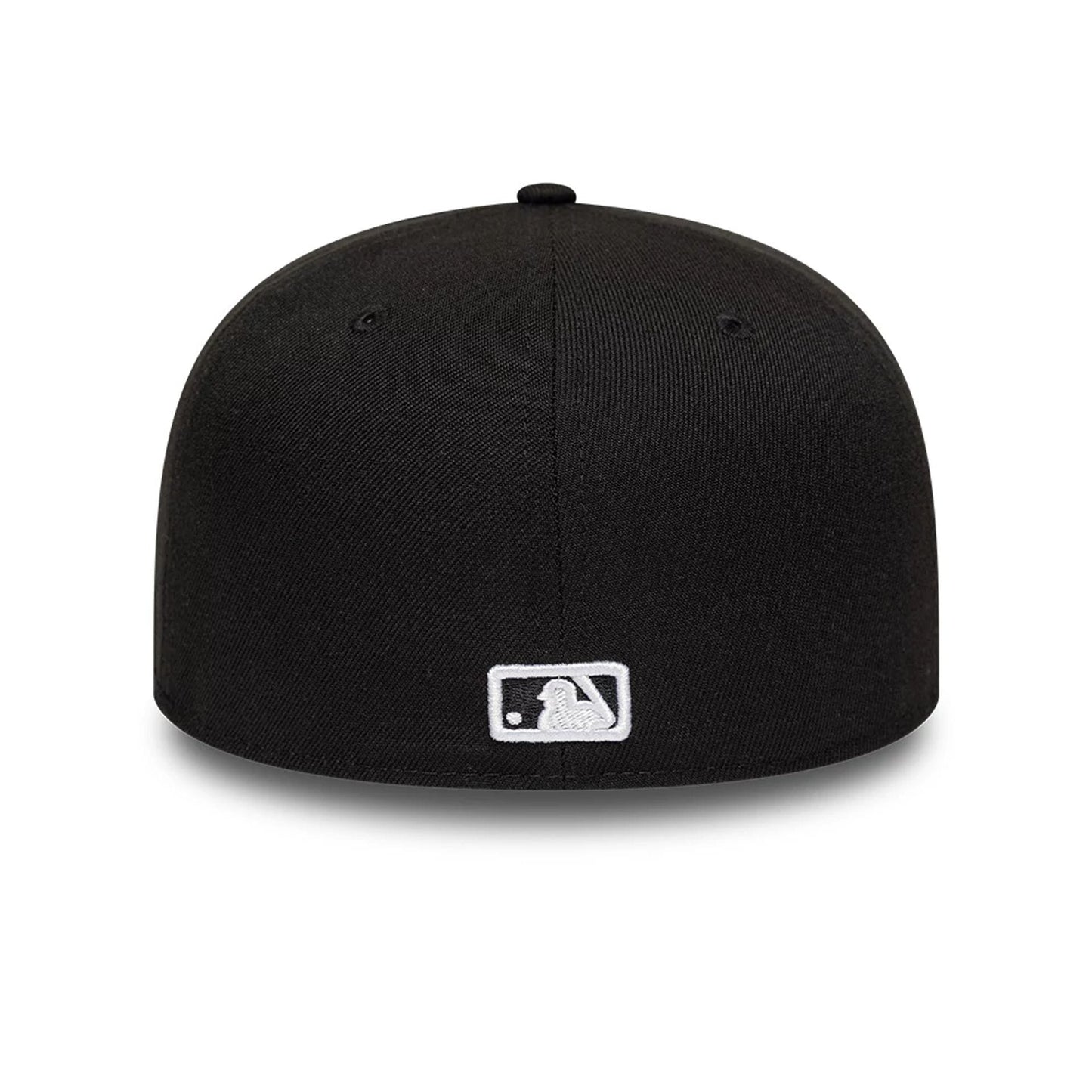 Pictured is this MLB Storm Pattern Chicago White Sox 59FIFTY Fitted cap in black. 6
