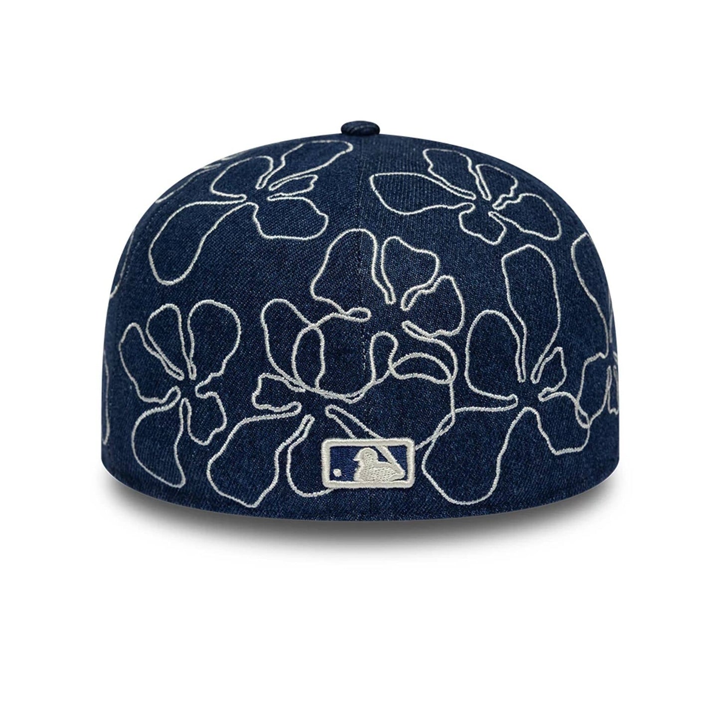 Pictured is this MLB Floral Denim New York Yankees 59FIFTY Fitted cap in blue. 4