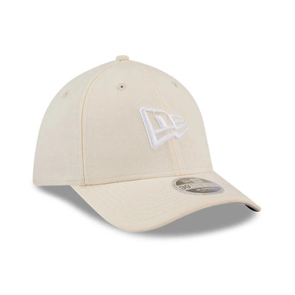 Pictured is this New Era Flag 39THIRTY M-Crown Stretch Fit cap in light beige. 4