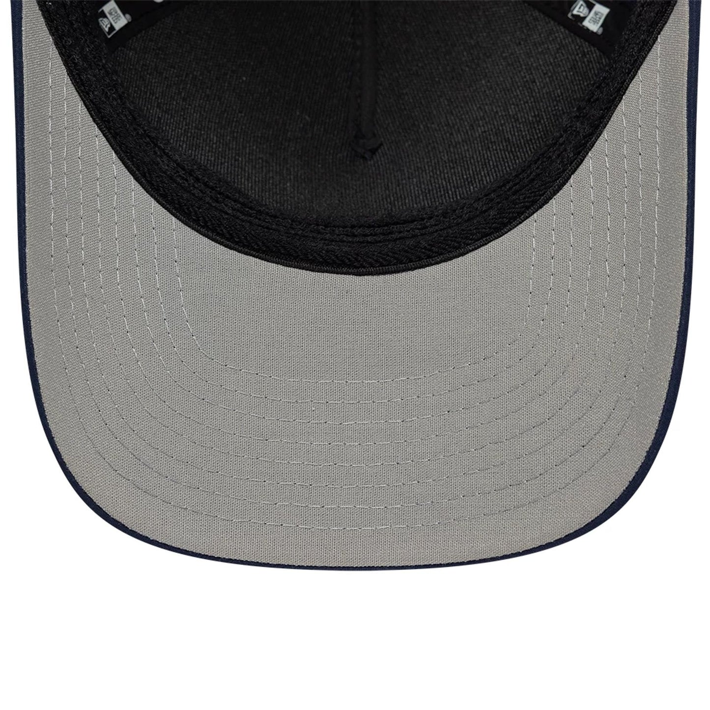 Pictured is this New Era Rubber Patch 39THIRTY M-Crown A-Frame Stretch Fit cap in dark blue. 2