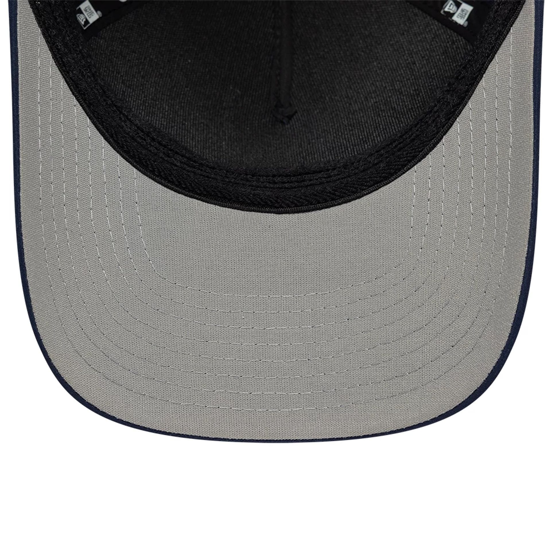 Pictured is this New Era Rubber Patch 39THIRTY M-Crown A-Frame Stretch Fit cap in dark blue. 2