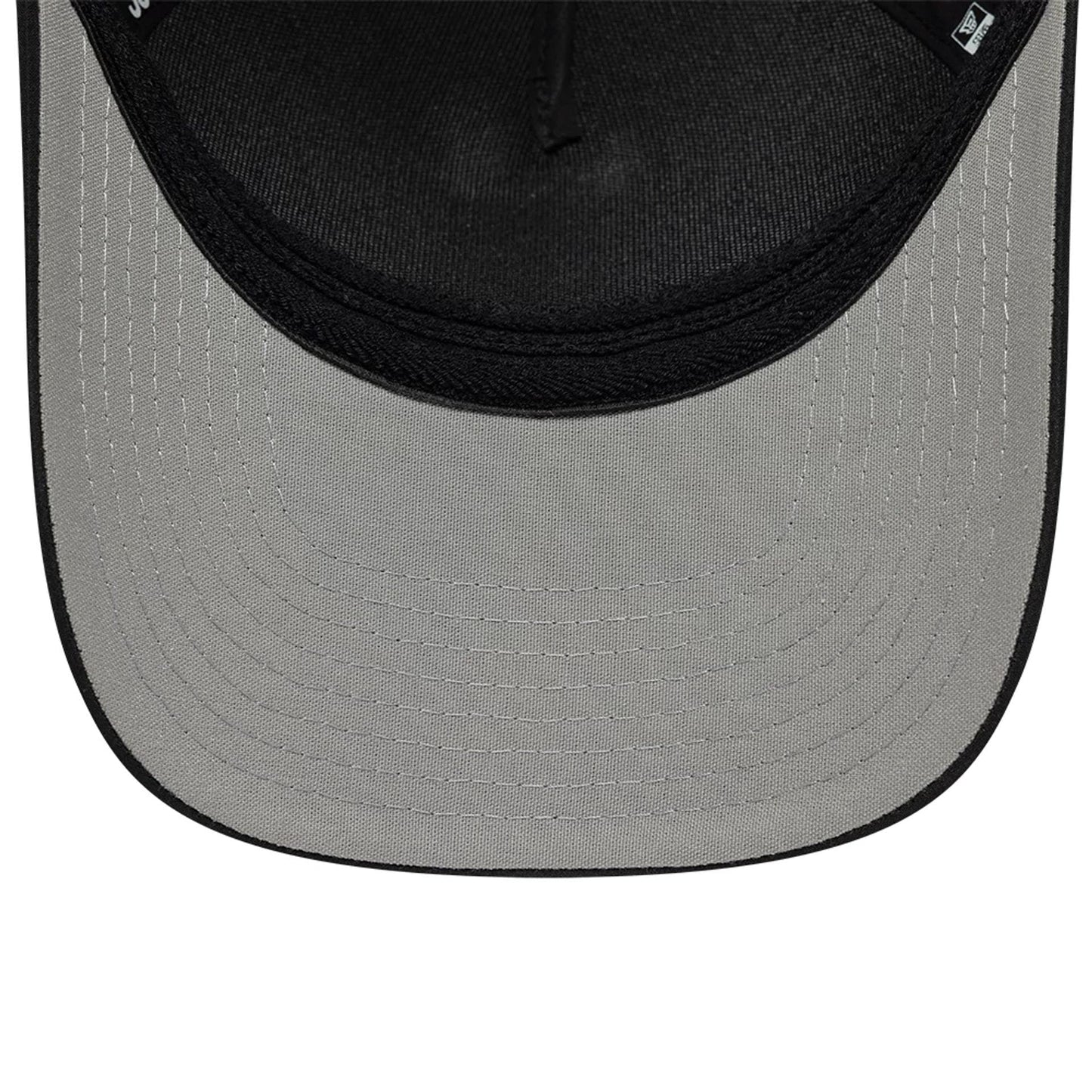 Pictured is this New Era Rubber Patch 39THIRTY M-Crown A-Frame Stretch Fit cap in black. 2