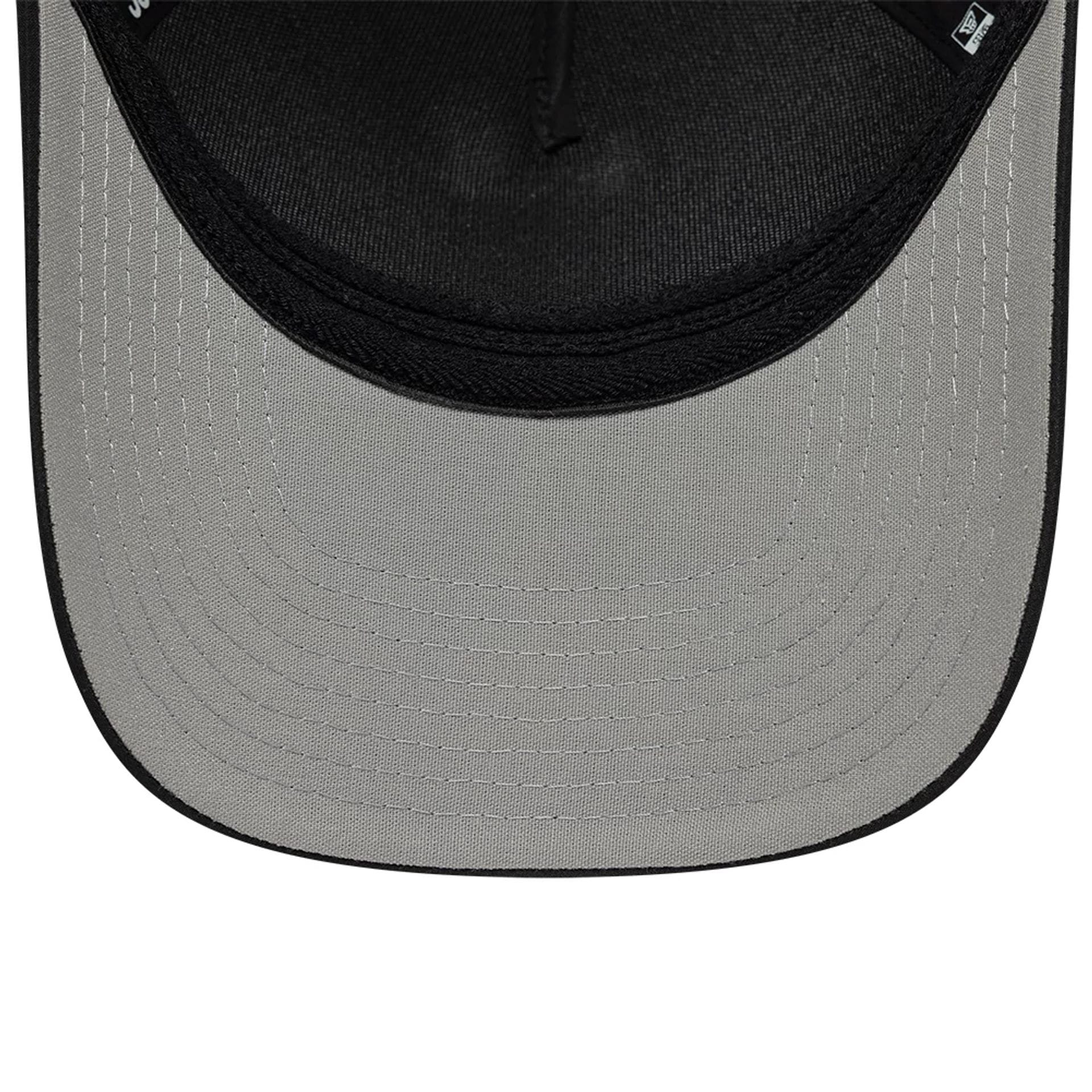 Pictured is this New Era Rubber Patch 39THIRTY M-Crown A-Frame Stretch Fit cap in black. 2