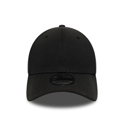 Pictured is this New Era Mono 39SEVENTY Stretch Fit cap in black. 3