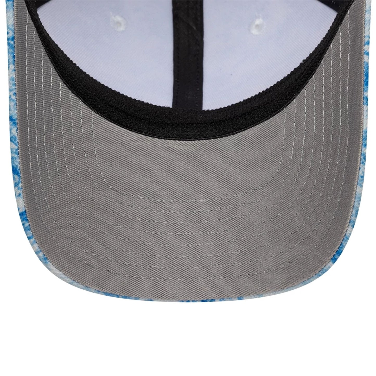 Pictured is this New Era Floral 39SEVENTY Stretch Fit cap in blue. 2