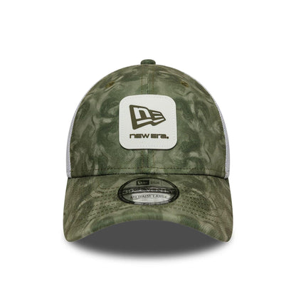 Pictured is this New Era Floral 39SEVENTY Stretch Fit cap in green. 3