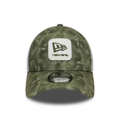 Pictured is this New Era Floral 39SEVENTY Stretch Fit cap in green. 3