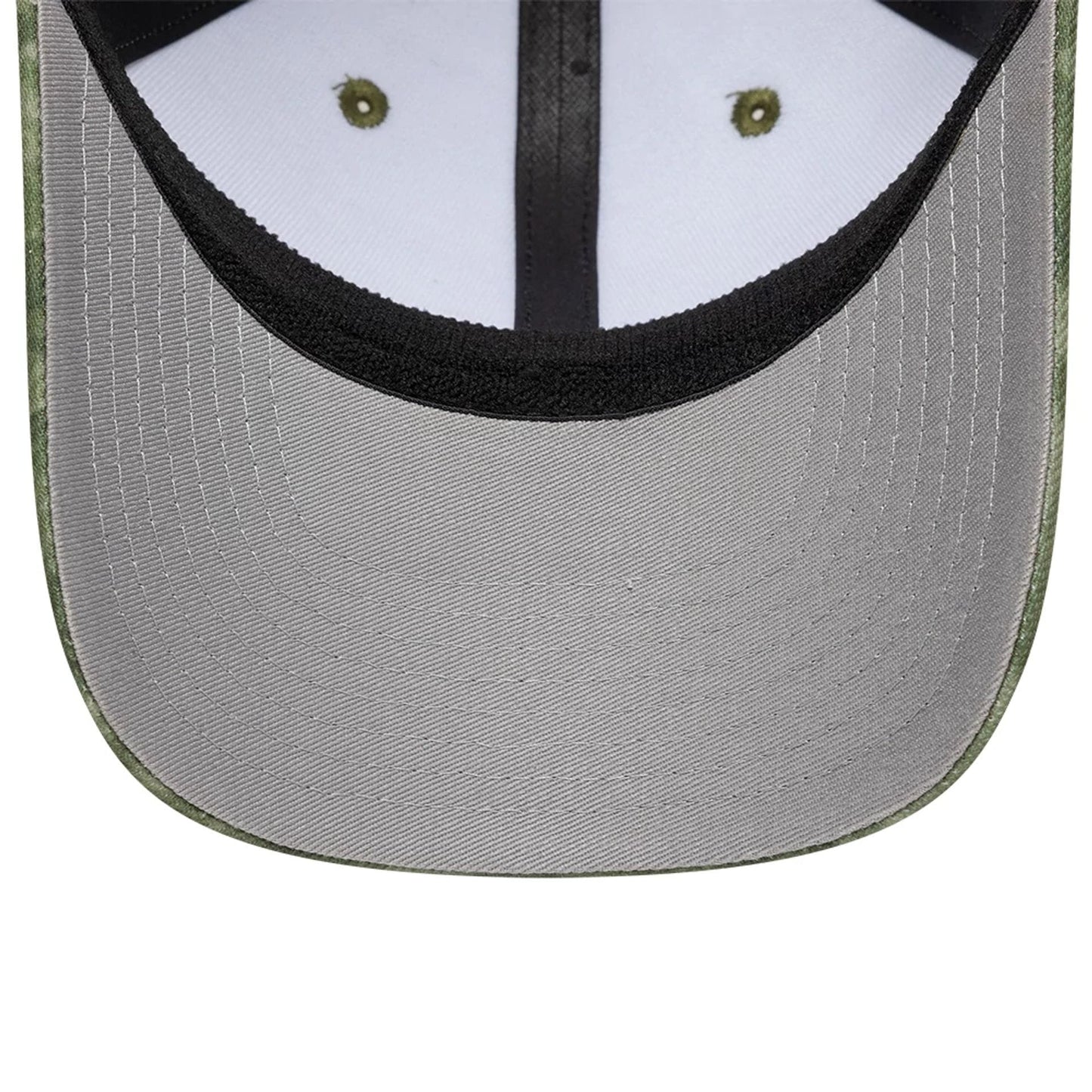 Pictured is this New Era Floral 39SEVENTY Stretch Fit cap in green. 2