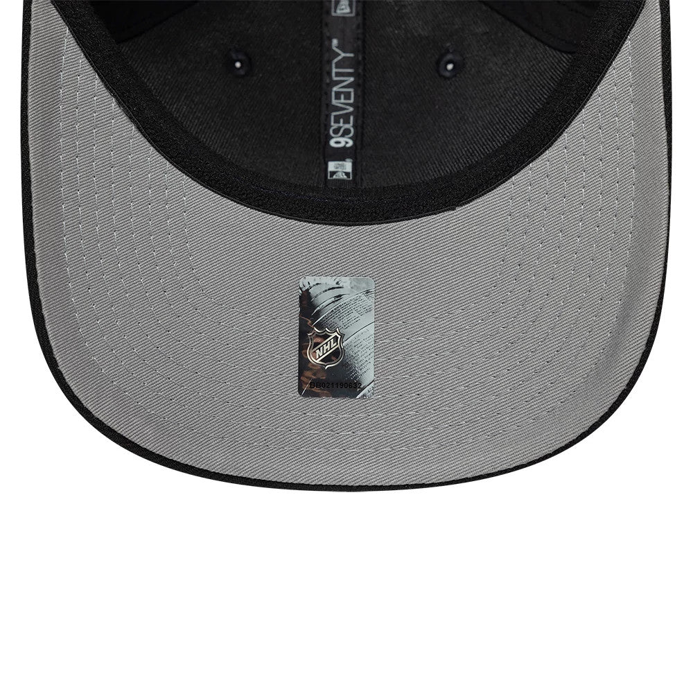 Pictured is this NHL Team Pittsburgh Penguins 9SEVENTY Stretch Snap cap in black. 2