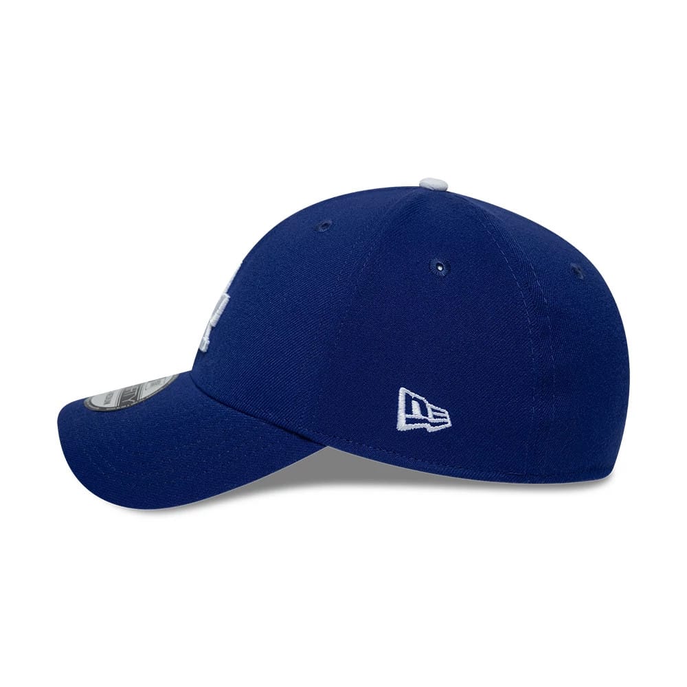 Pictured is this MLB Classic LA Dodgers 39THIRTY Stretch Fit cap in dark blue. 7