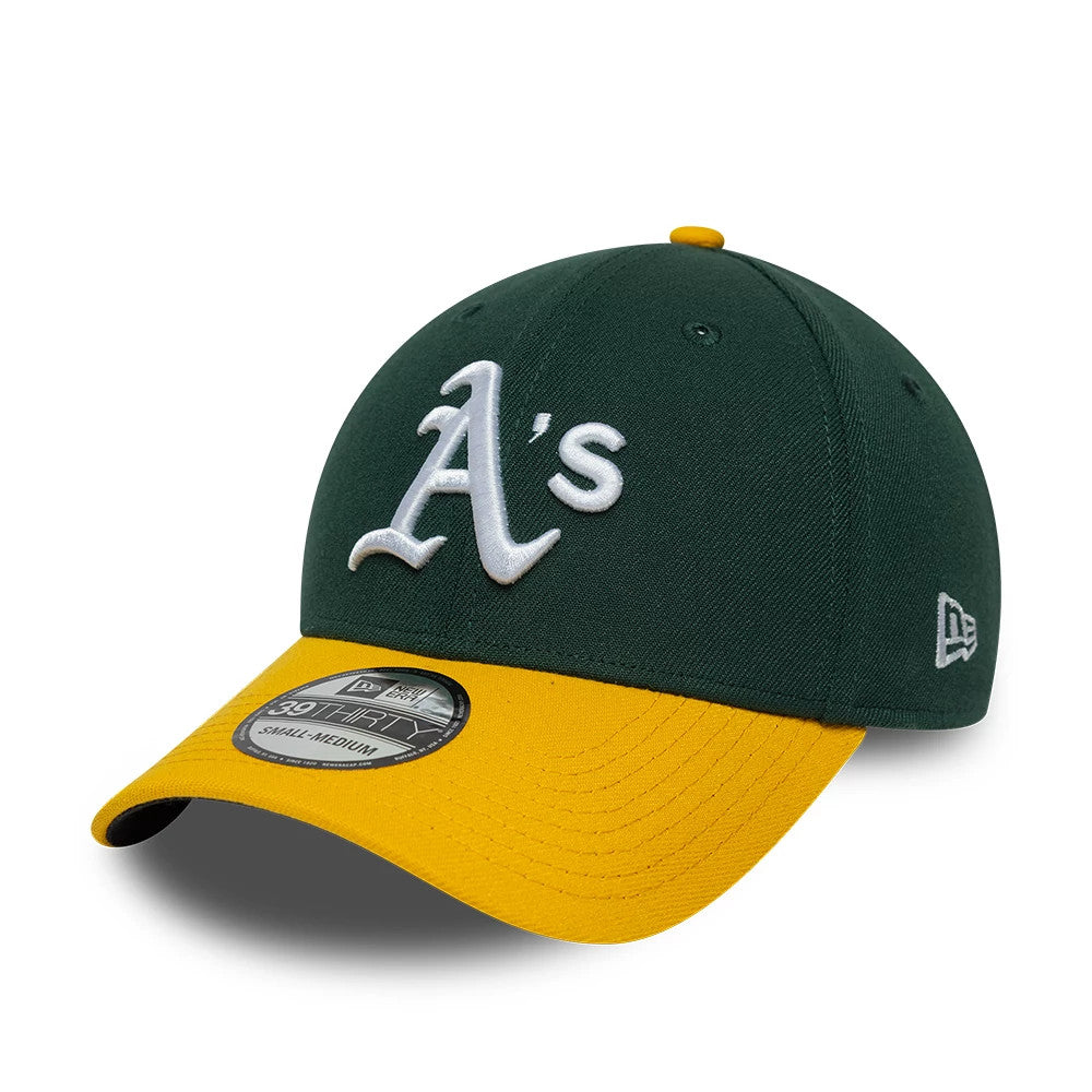 Athletics MLB Classic Dark Green New Era 39THIRTY Stretch Fit Cap, three-quarter view showing the white raised embroidered A's logo on the front panel, gold curved visor with a 39THIRTY size sticker, and the New Era flag logo on the left side.