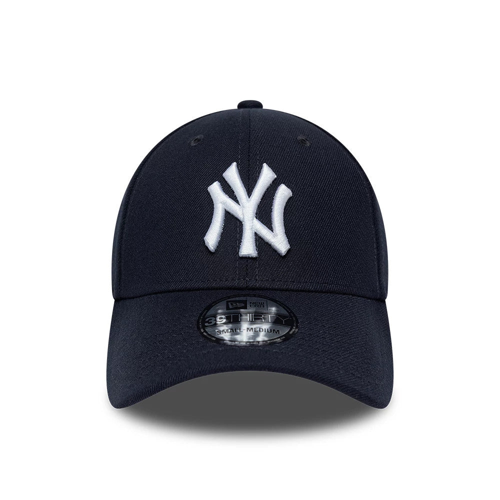 Pictured is this MLB Classic New York Yankees 39THIRTY Stretch Fit cap in navy. 2