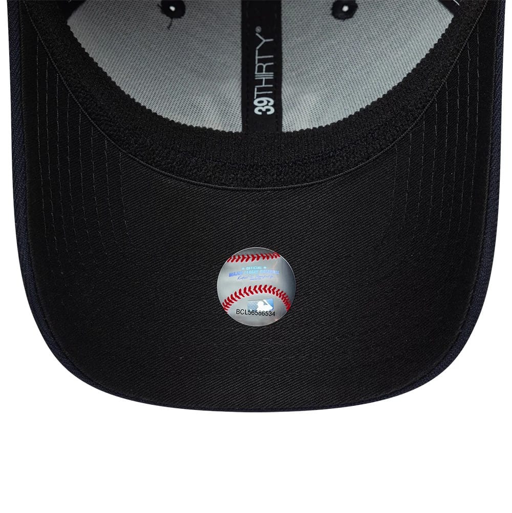 Pictured is this MLB Classic New York Yankees 39THIRTY Stretch Fit cap in navy. 5
