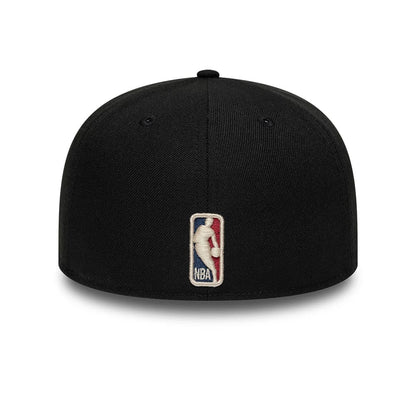 Pictured is this NBA Hardwood Classic Windy City Chicago Bulls 59FIFTY Fitted cap in black. 5