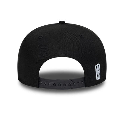 Pictured is this NBA Chicago Bulls Core 9FIFTY Snapback cap in black. 6